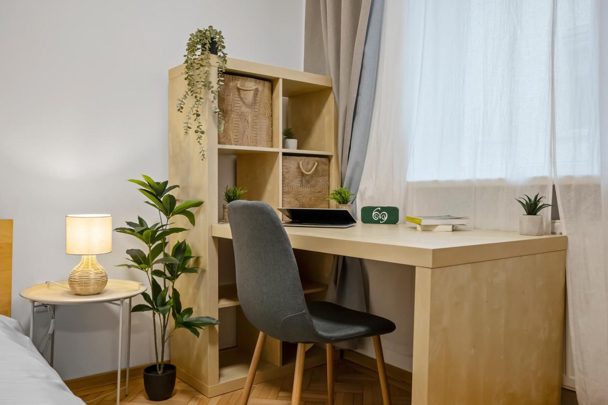 Earthy Escape - Central Apt With Balcony 布加勒斯特 外观 照片